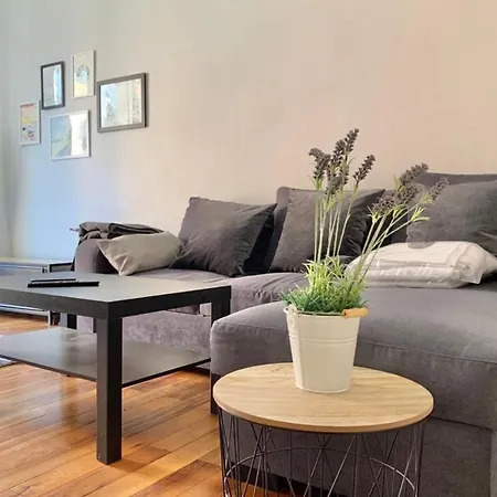 아파트 Nice Spacious Flat - Nice Amenities -hyper Centre #bk