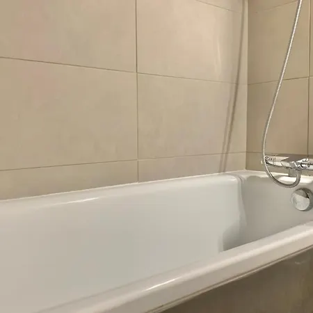 Nice Spacious Flat - Nice Amenities -hyper Centre #bk 그르노블